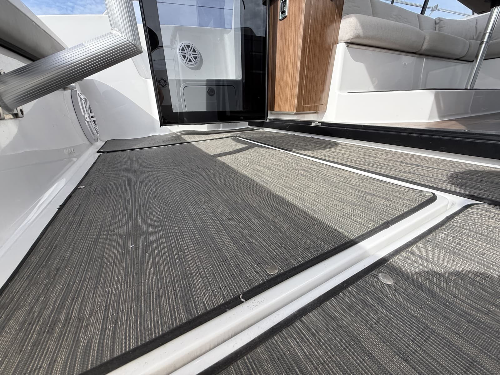 2022 Four Winns V355 Coupe - Photo 67
