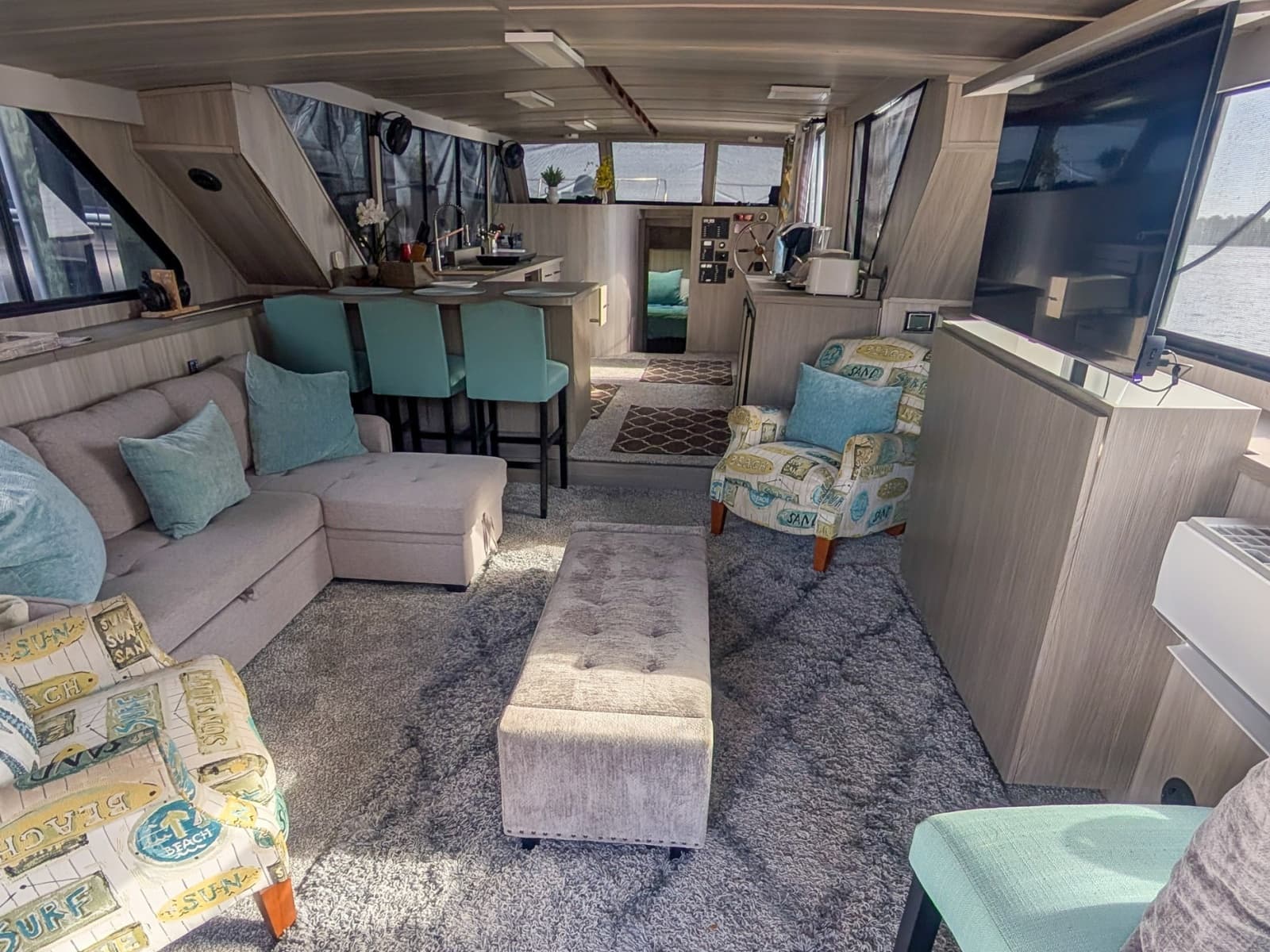 1987 Bluewater Yachts 51 Coastal Cruiser Cockpit - Photo 16