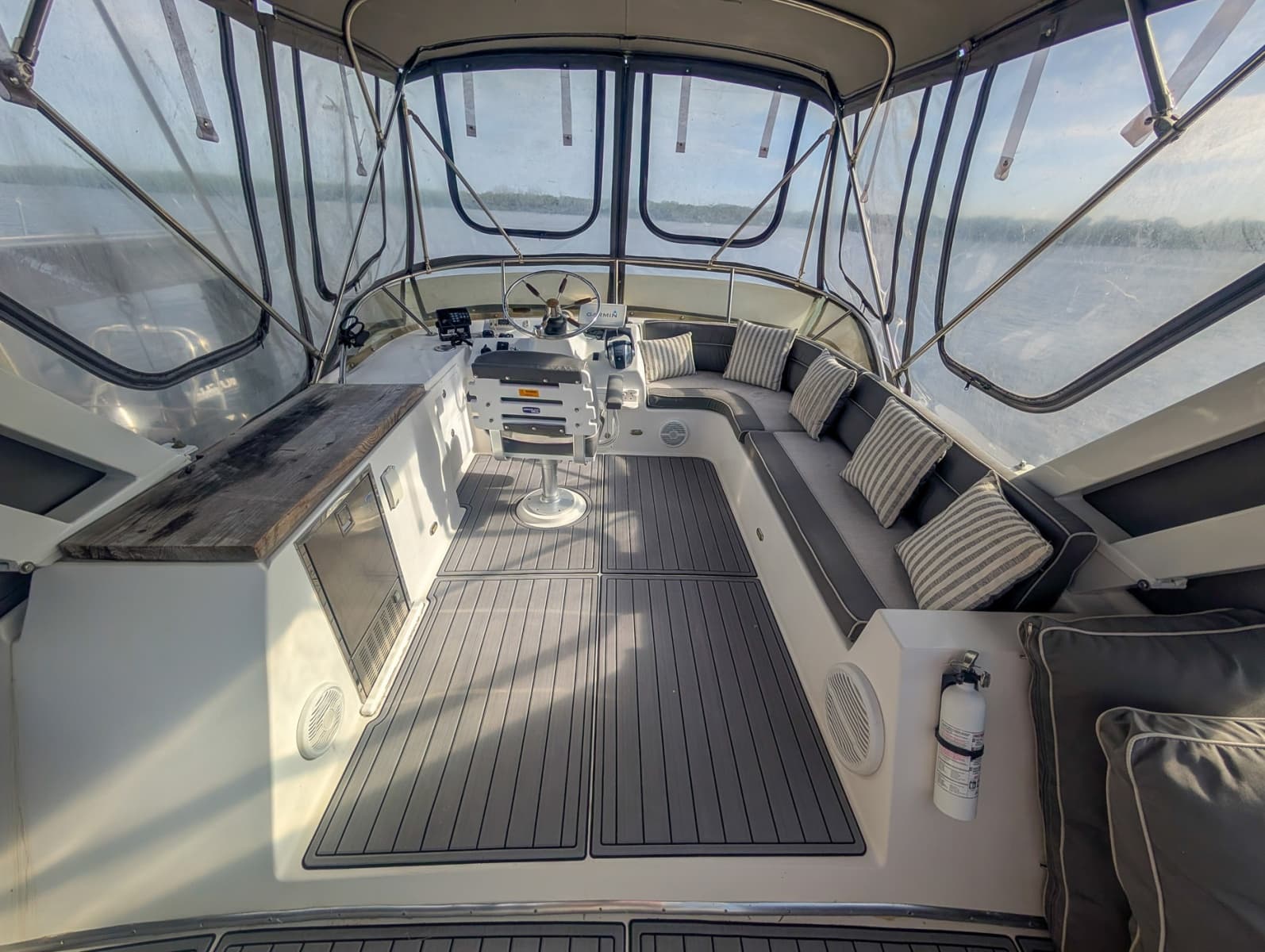 1987 Bluewater Yachts 51 Coastal Cruiser Cockpit - Photo 11