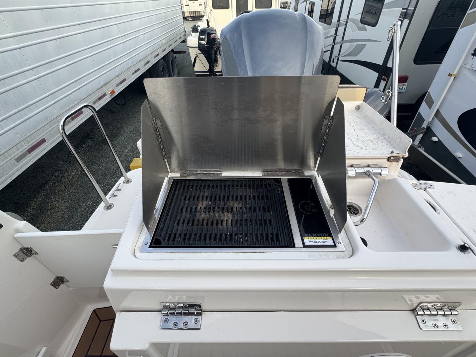 2020 Ranger Tugs R-27 - Photo 19