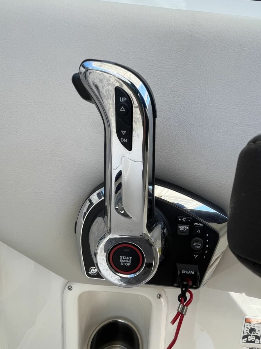 2024 Sailfish 245 DC - Photo 24