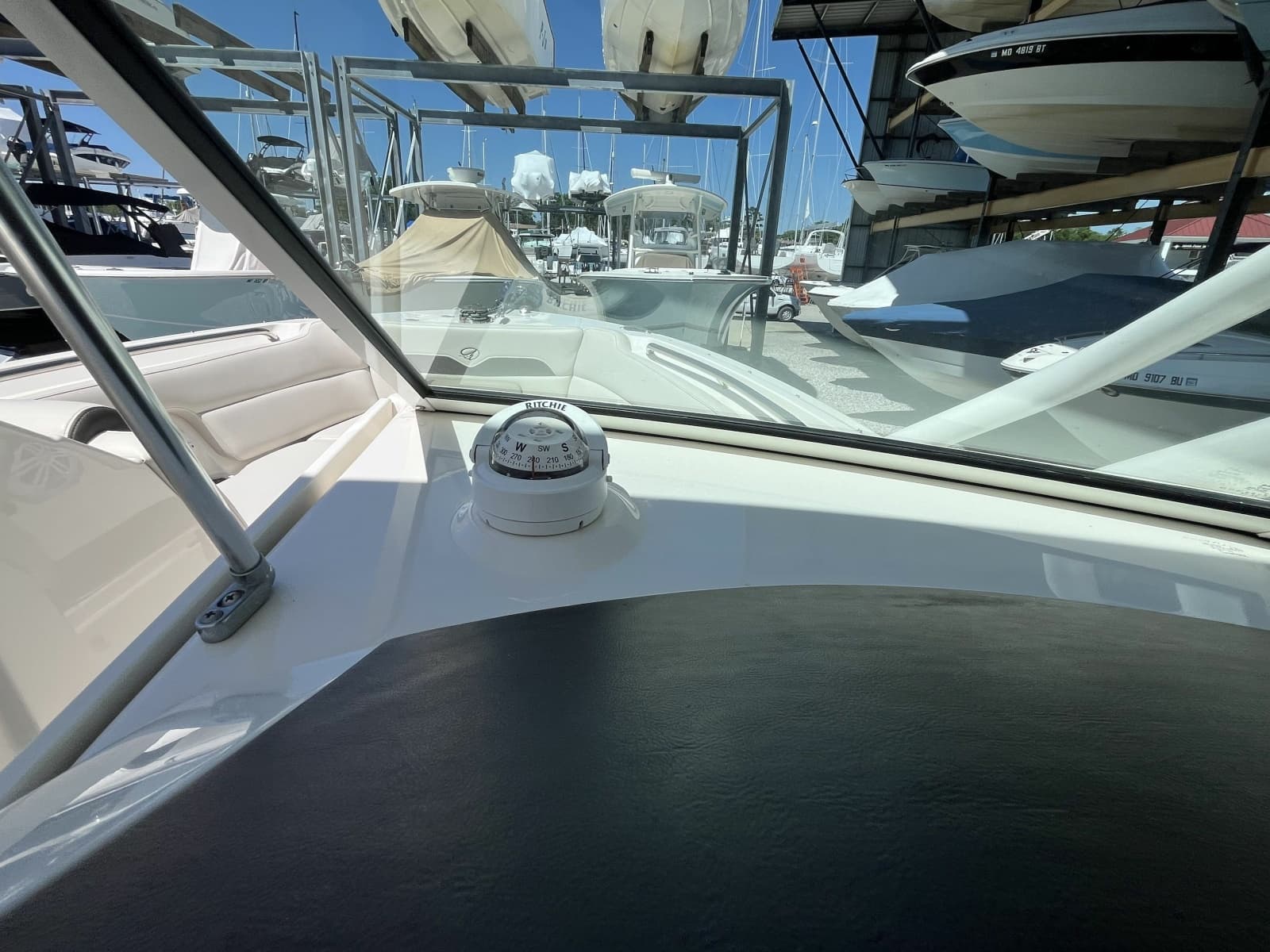 2024 Sailfish 245 DC - Photo 22
