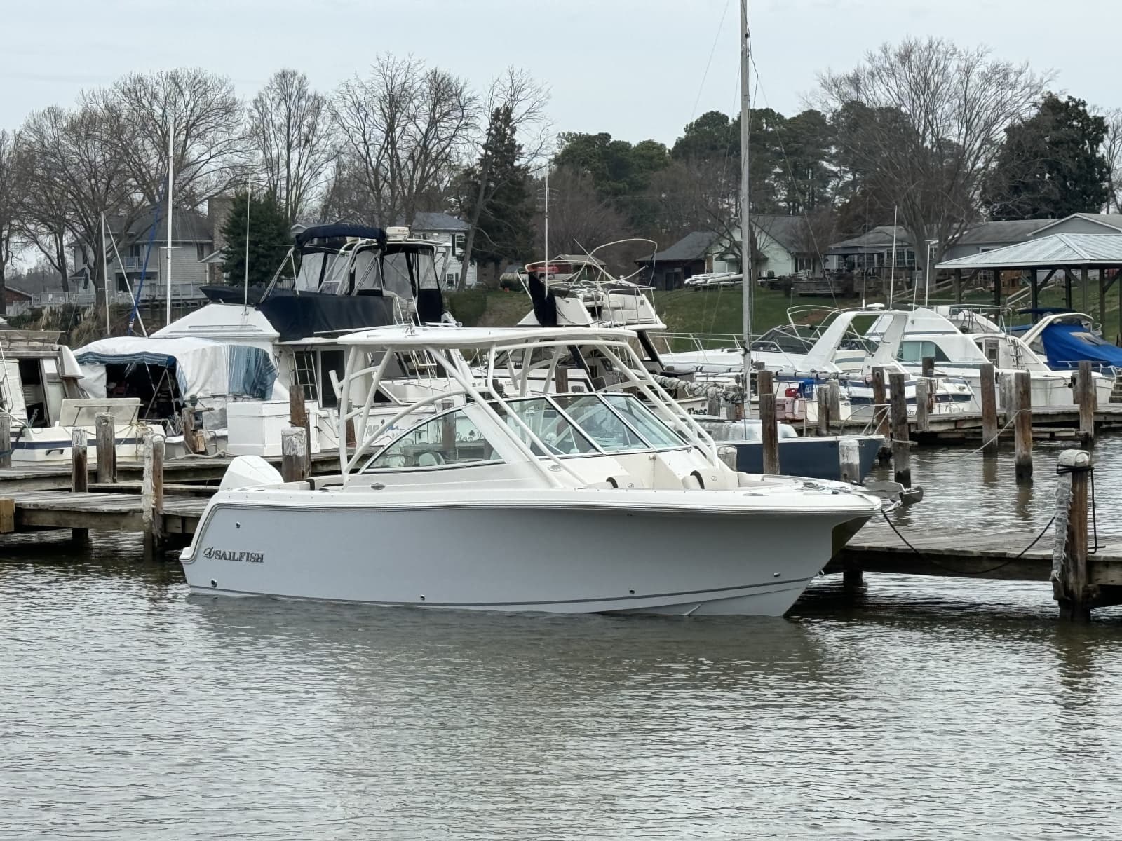 2024 Sailfish 245 DC - Photo 1