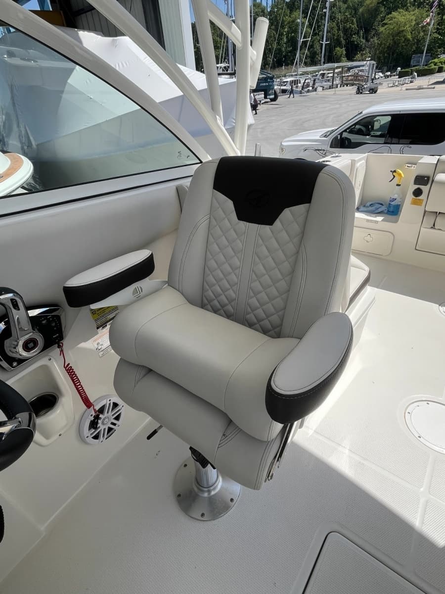 2024 Sailfish 245 DC - Photo 25