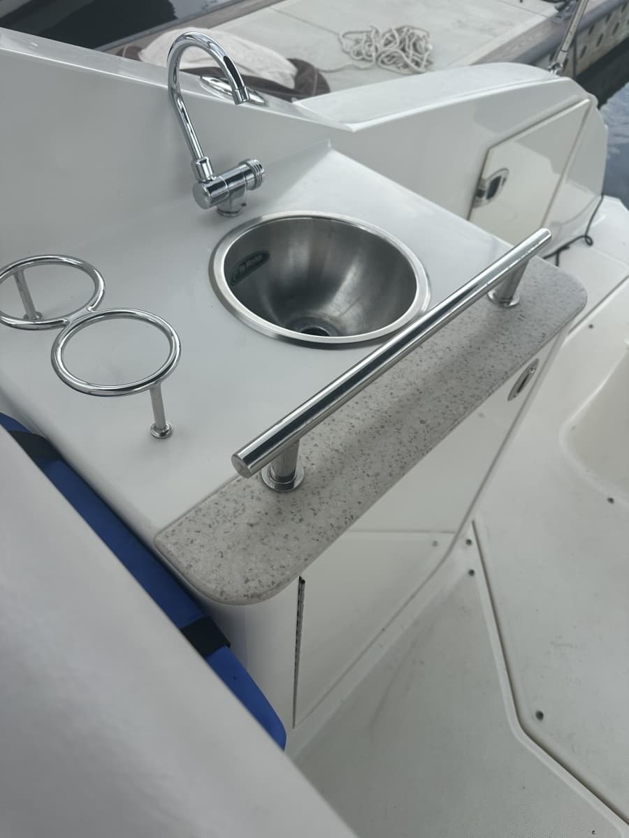2011 Sea Ray 260 Sundancer - Photo 8