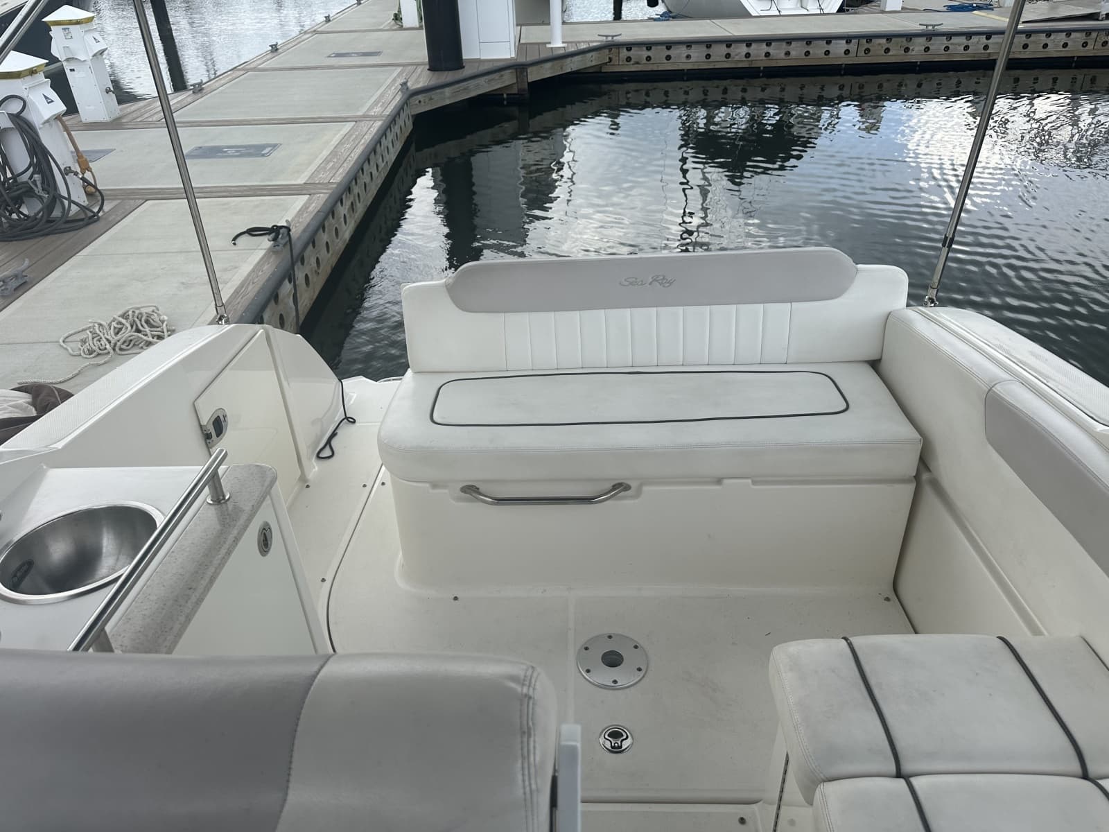 2011 Sea Ray 260 Sundancer - Photo 9