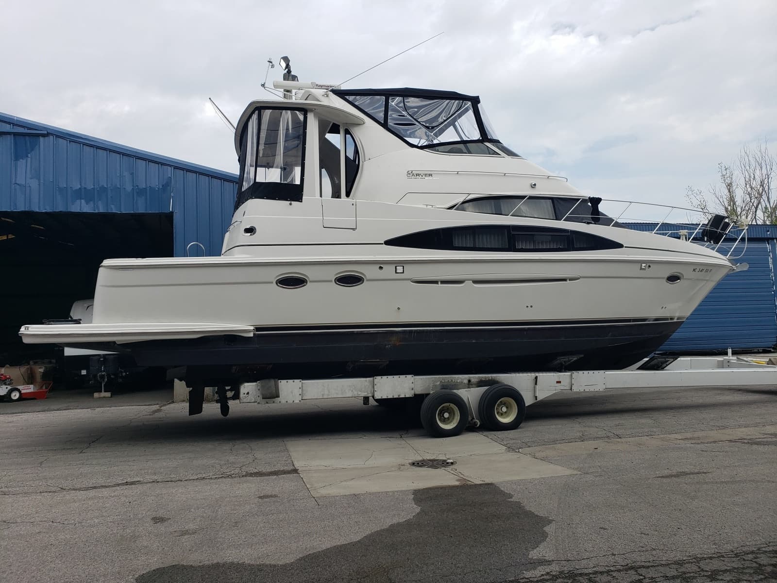 2005 Carver 444 Motor Yacht - Photo 4