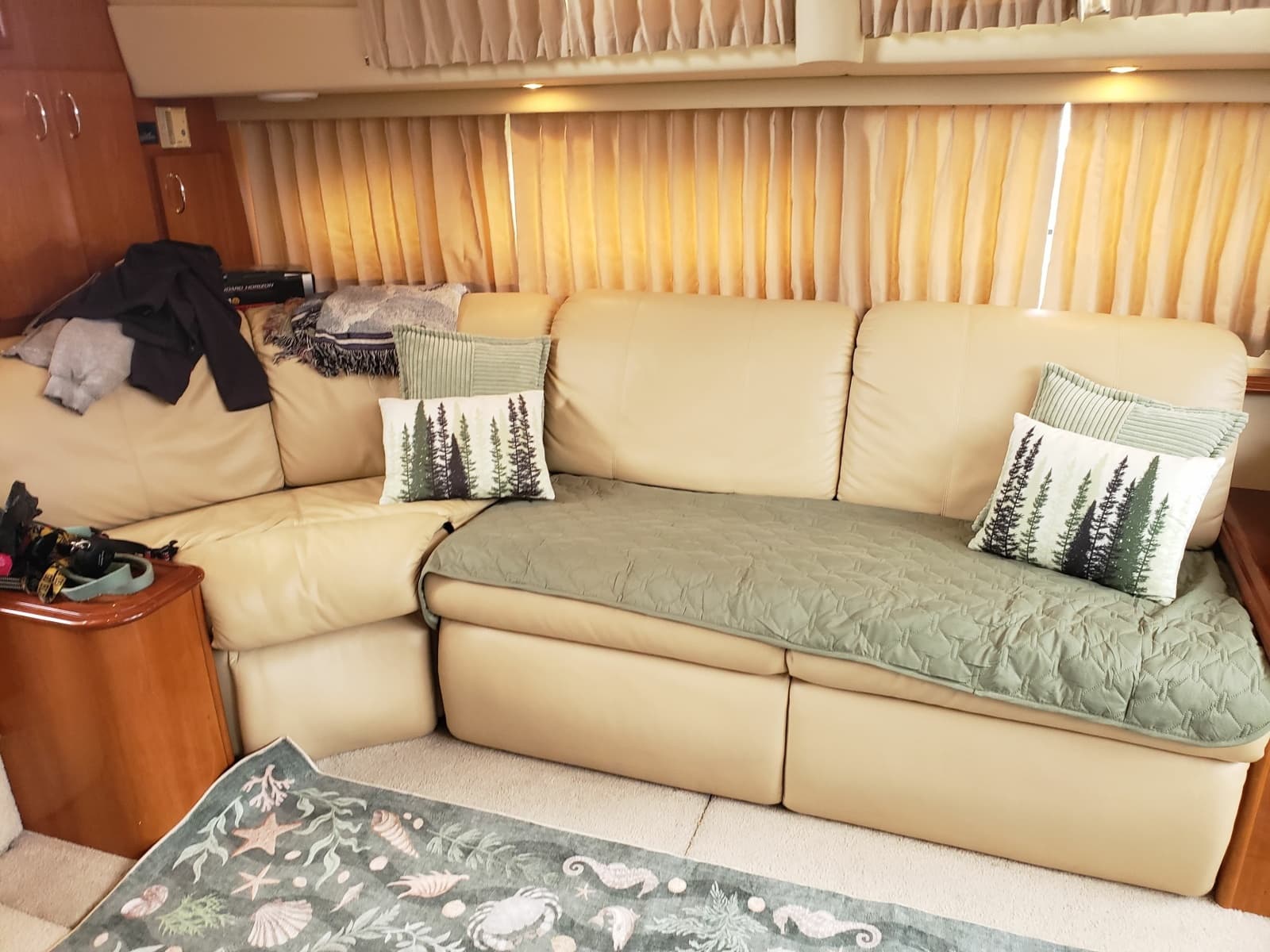 2005 Carver 444 Motor Yacht - Photo 7