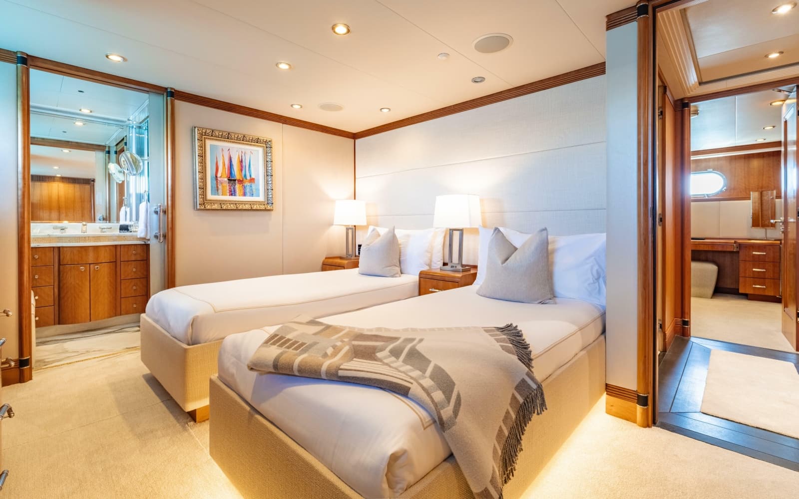 1997 Christensen Motor Yacht - Photo 40