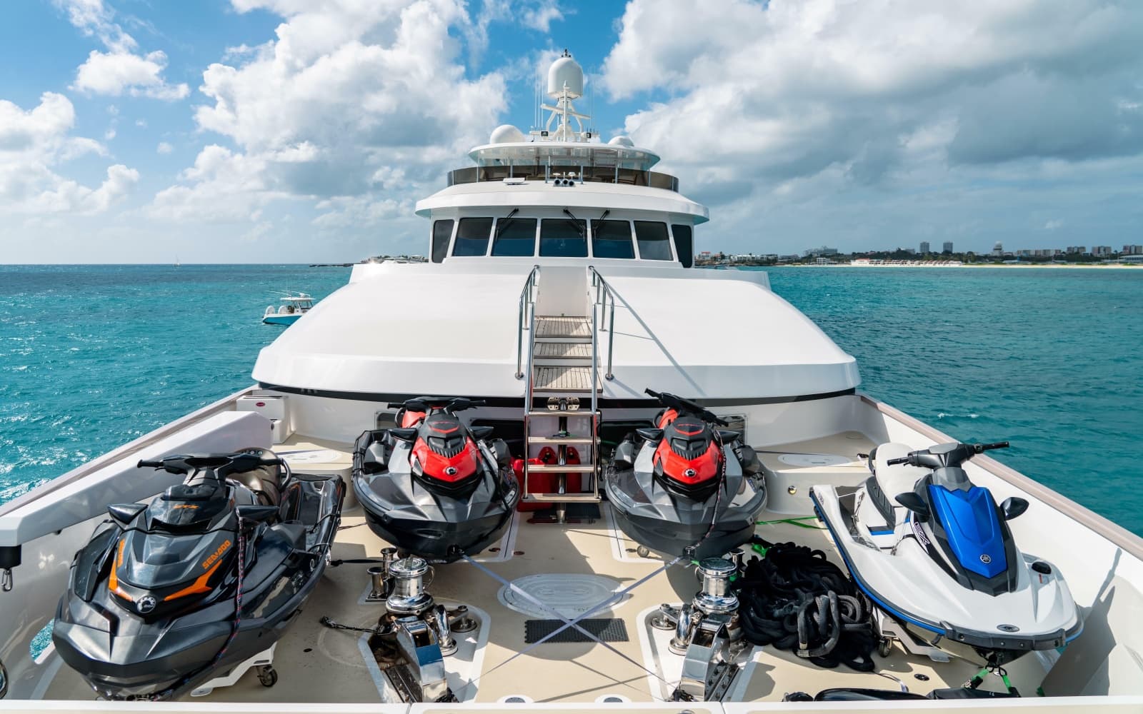 1997 Christensen Motor Yacht - Photo 3