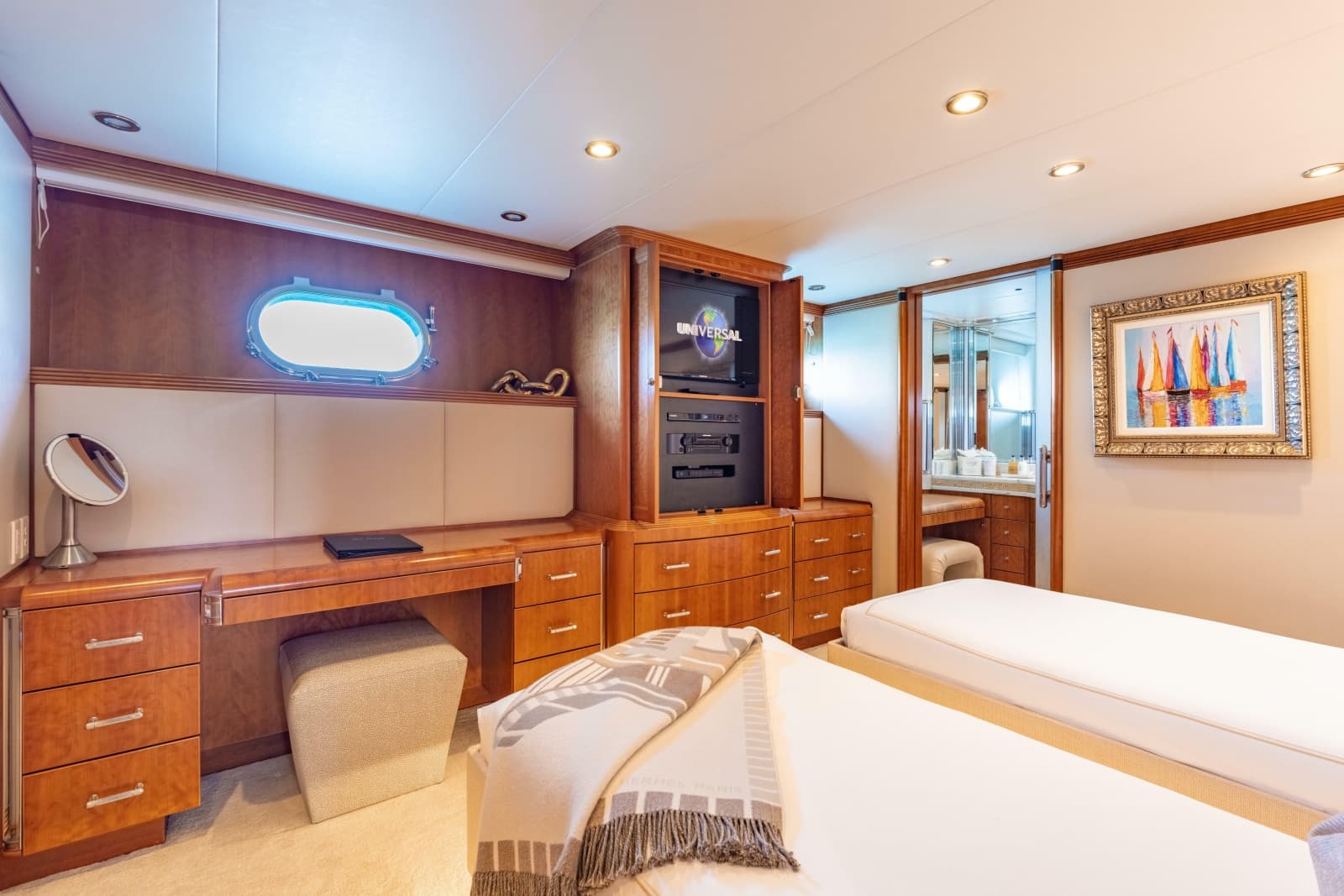 1997 Christensen Motor Yacht - Photo 41
