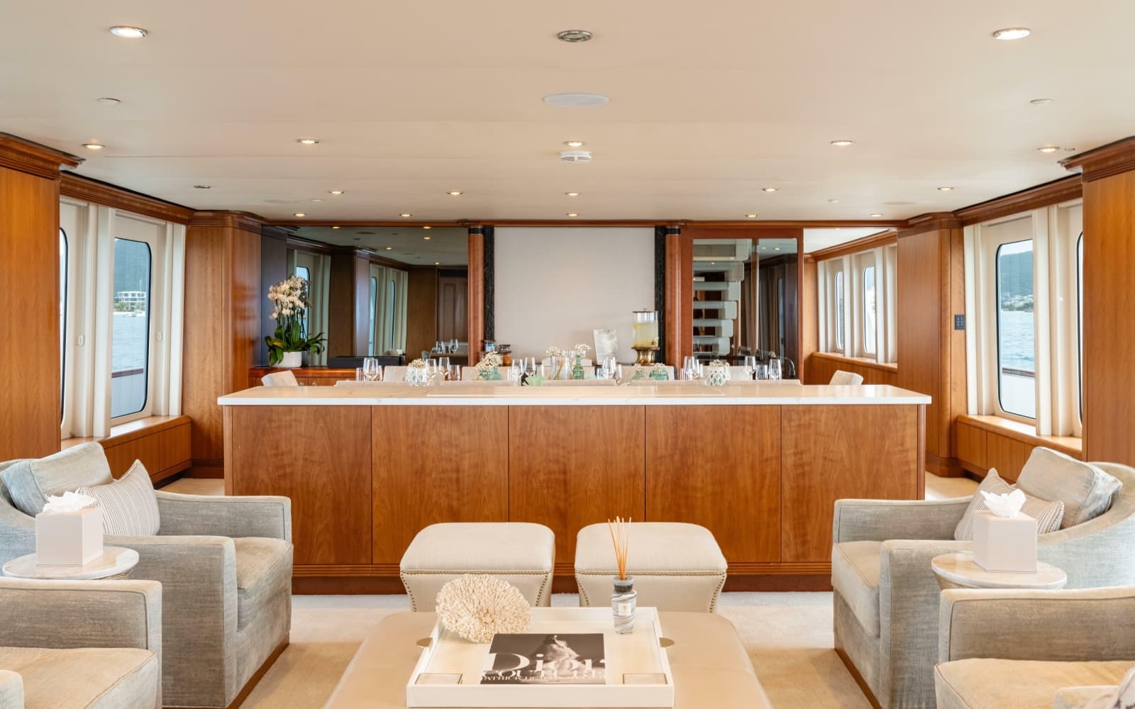 1997 Christensen Motor Yacht - Photo 28