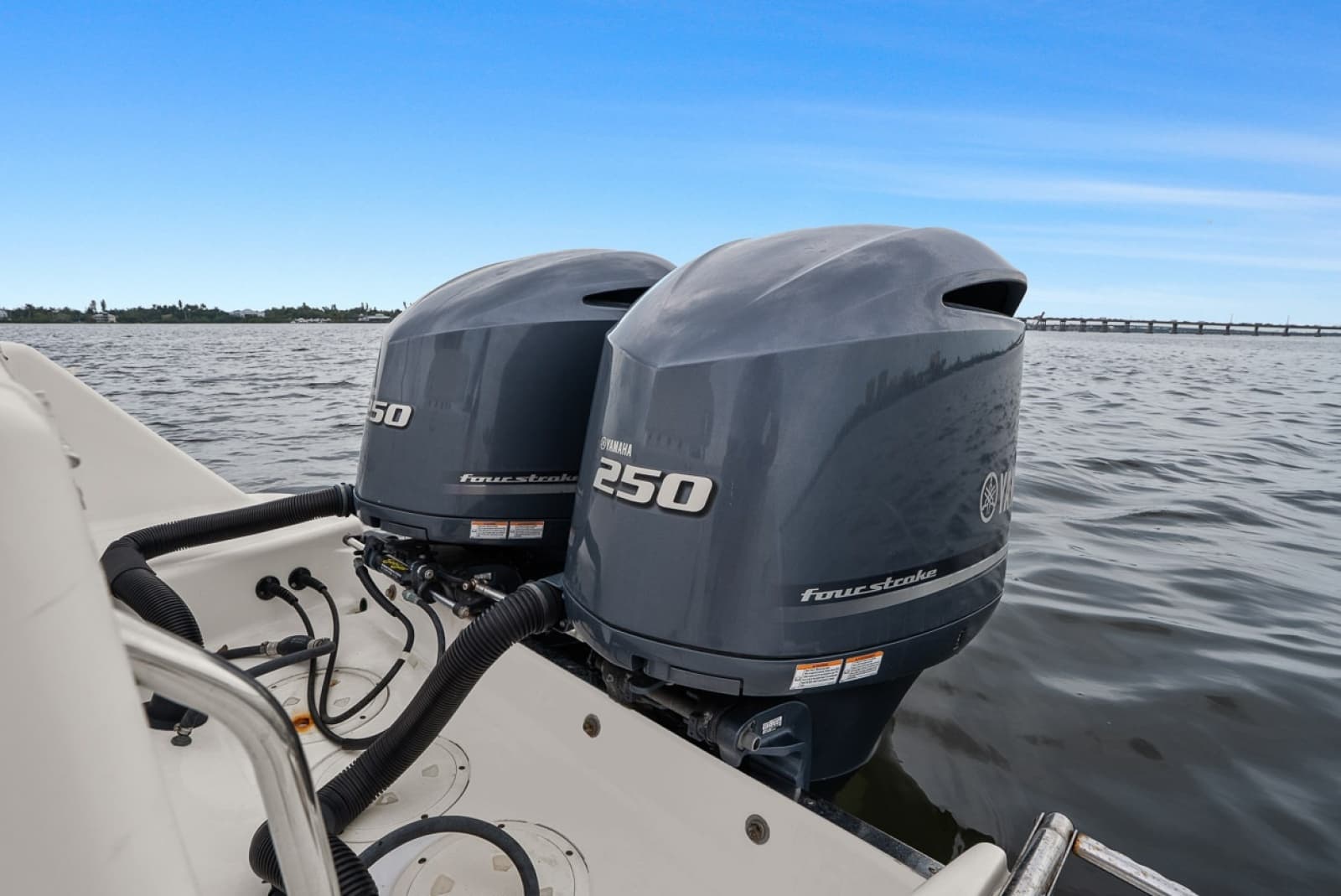 2013 Robalo R260 - Photo 18