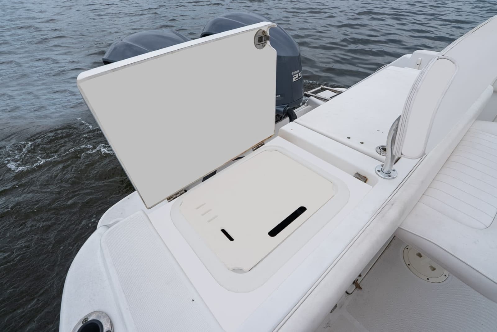 2013 Robalo R260 - Photo 19