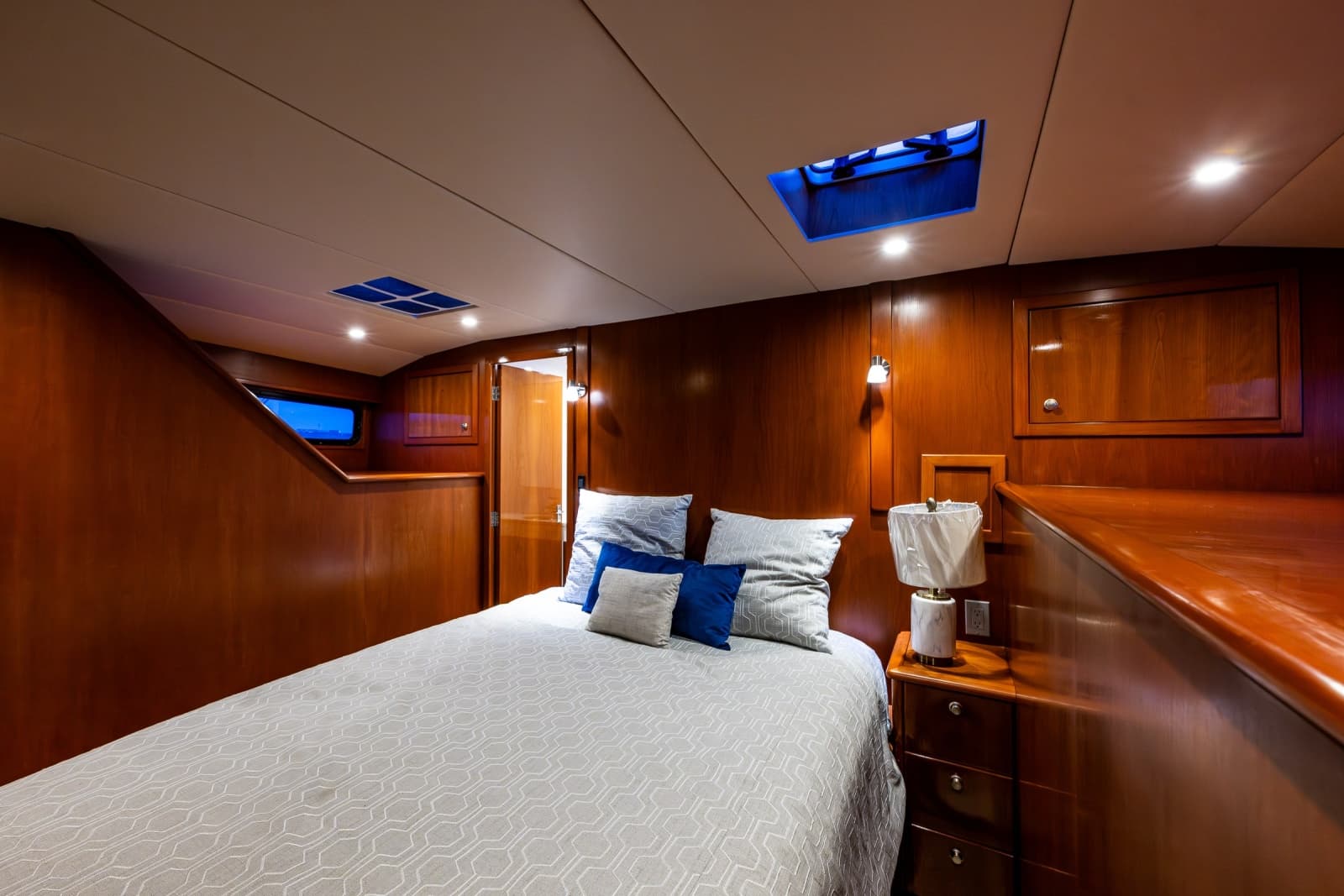 2009 Powercat 58 - Photo 11