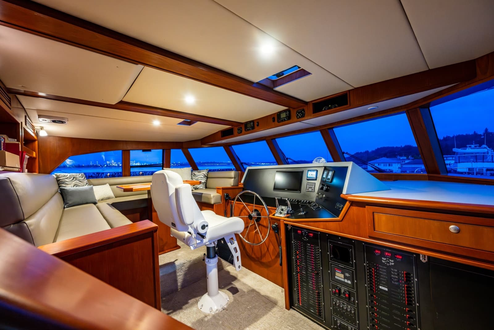 2009 Powercat 58 - Photo 25