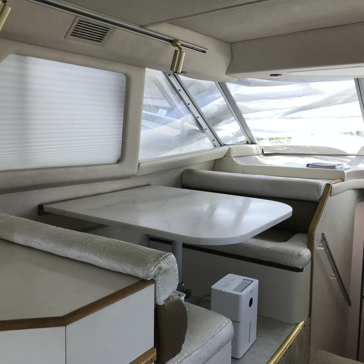 1995 Sea Ray 550 - Photo 17