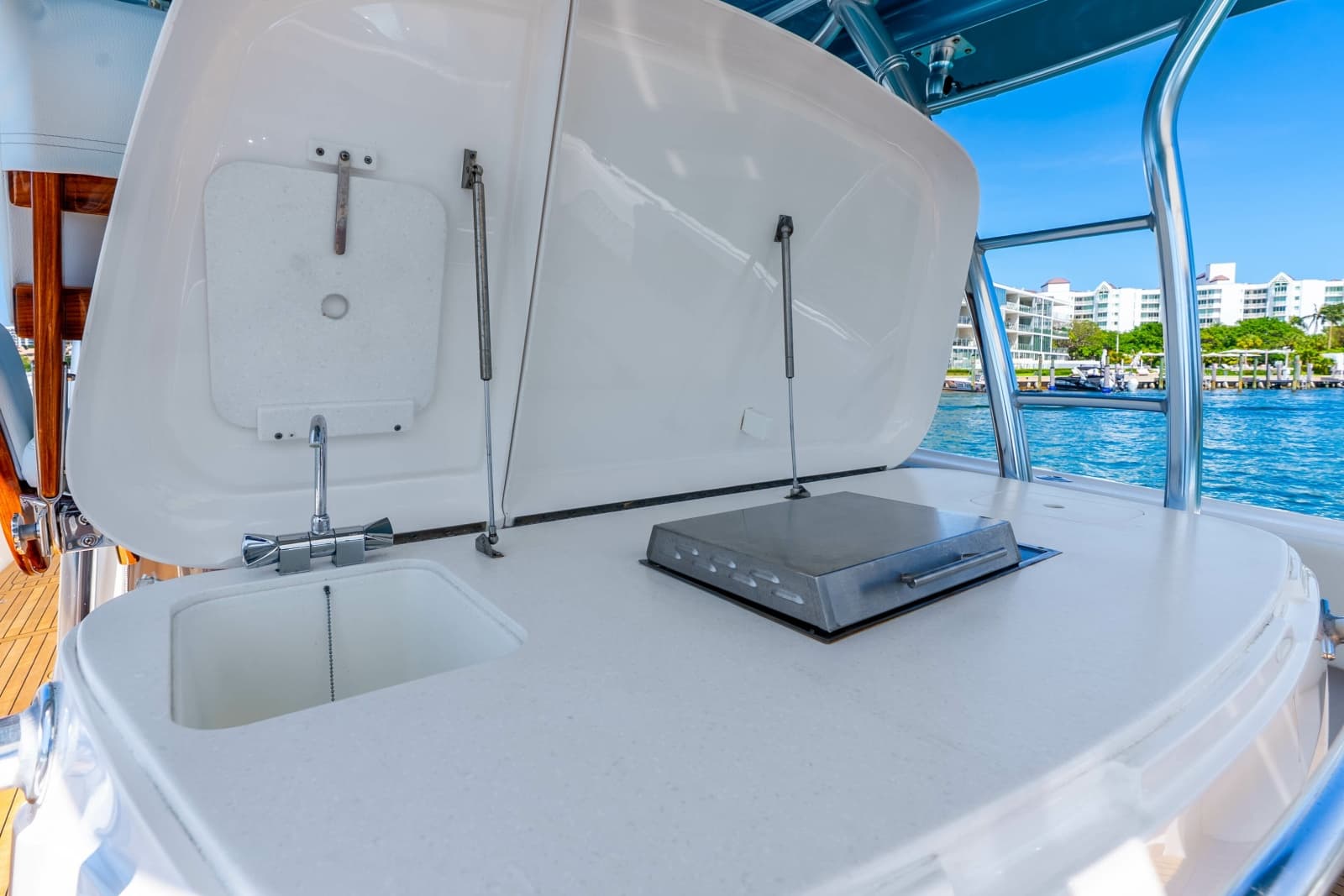 2015 Intrepid  - Photo 16