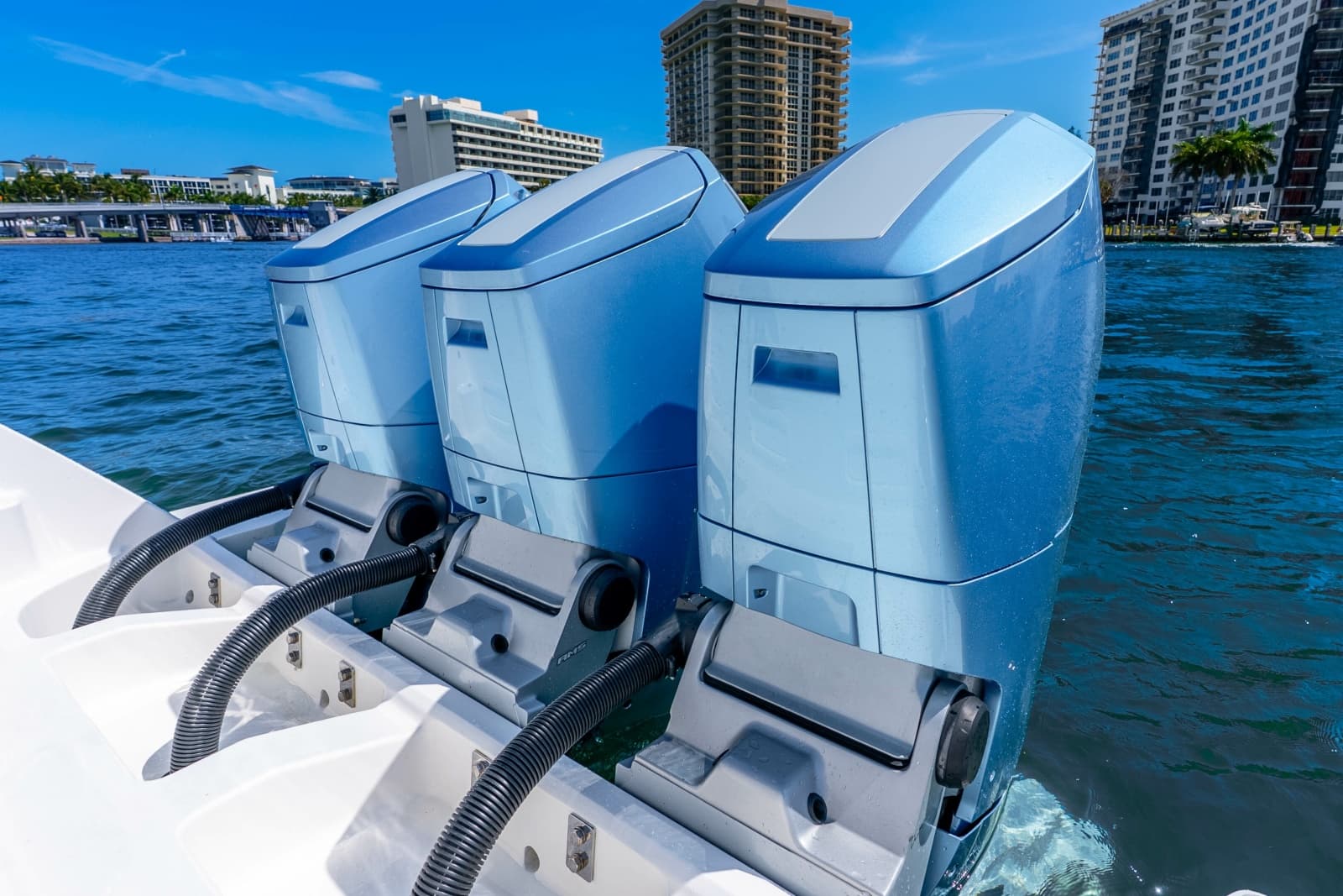 2015 Intrepid  - Photo 28