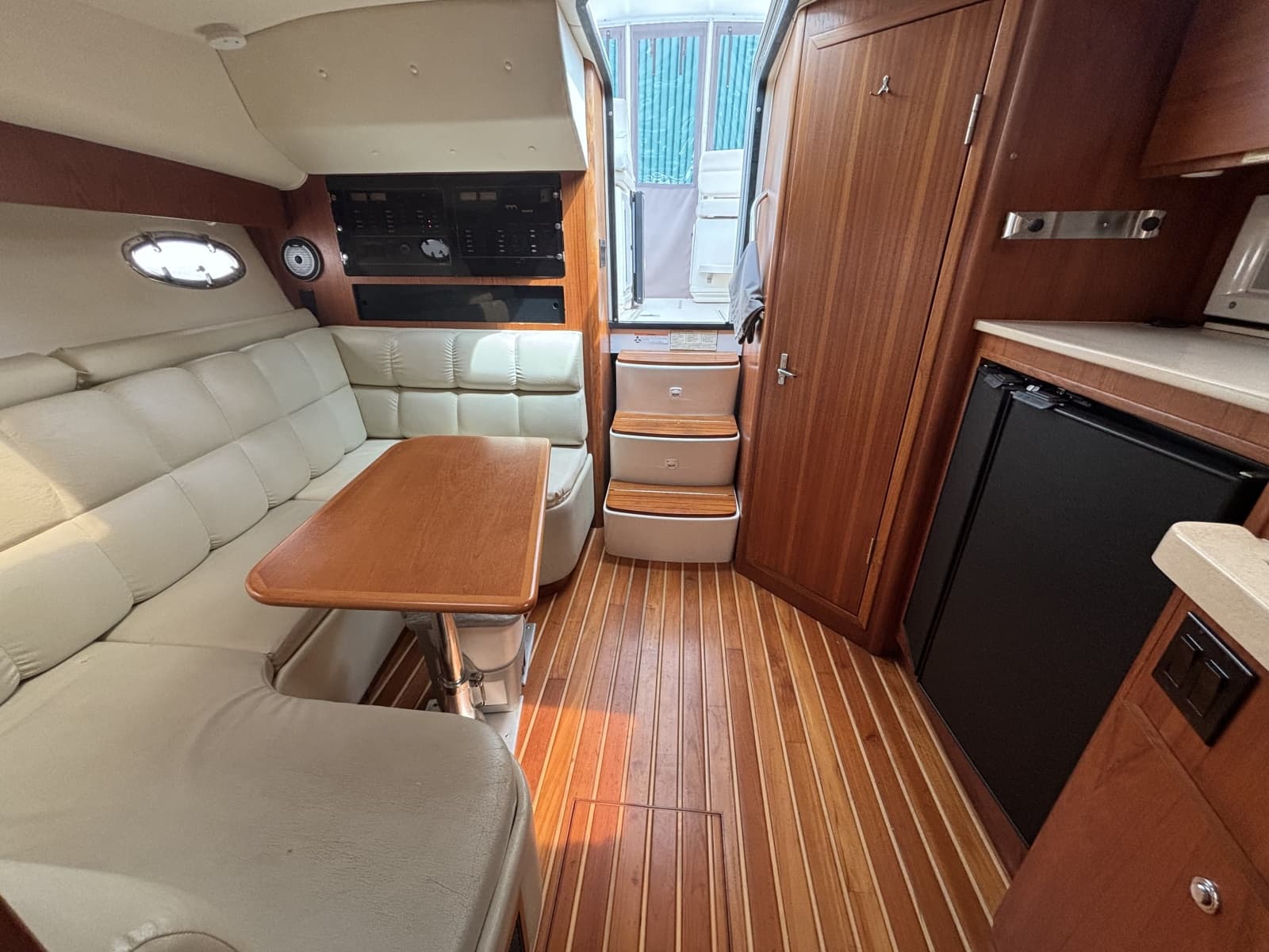 1998 Tiara Yachts 3500 Open - Photo 42