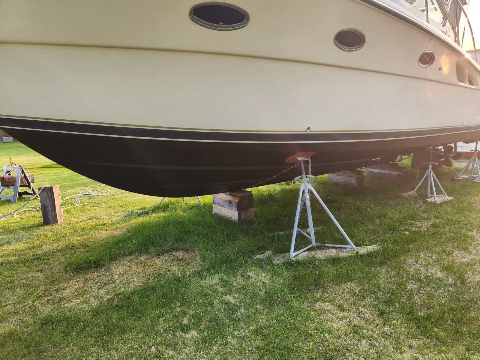 1998 Tiara Yachts 3500 Open - Photo 14