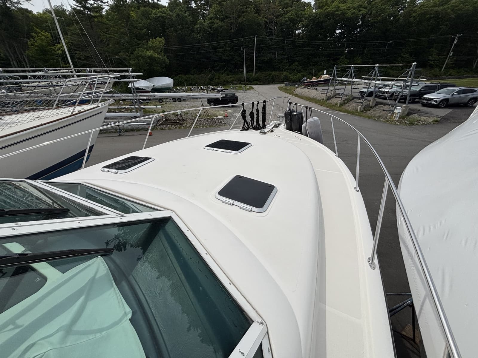 1998 Tiara Yachts 3500 Open - Photo 16
