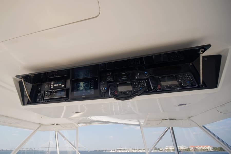 2002 Hatteras 60 Convertible - Photo 55