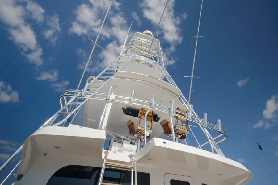 2002 Hatteras 60 Convertible - Photo 43