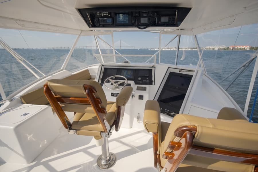 2002 Hatteras 60 Convertible - Photo 51