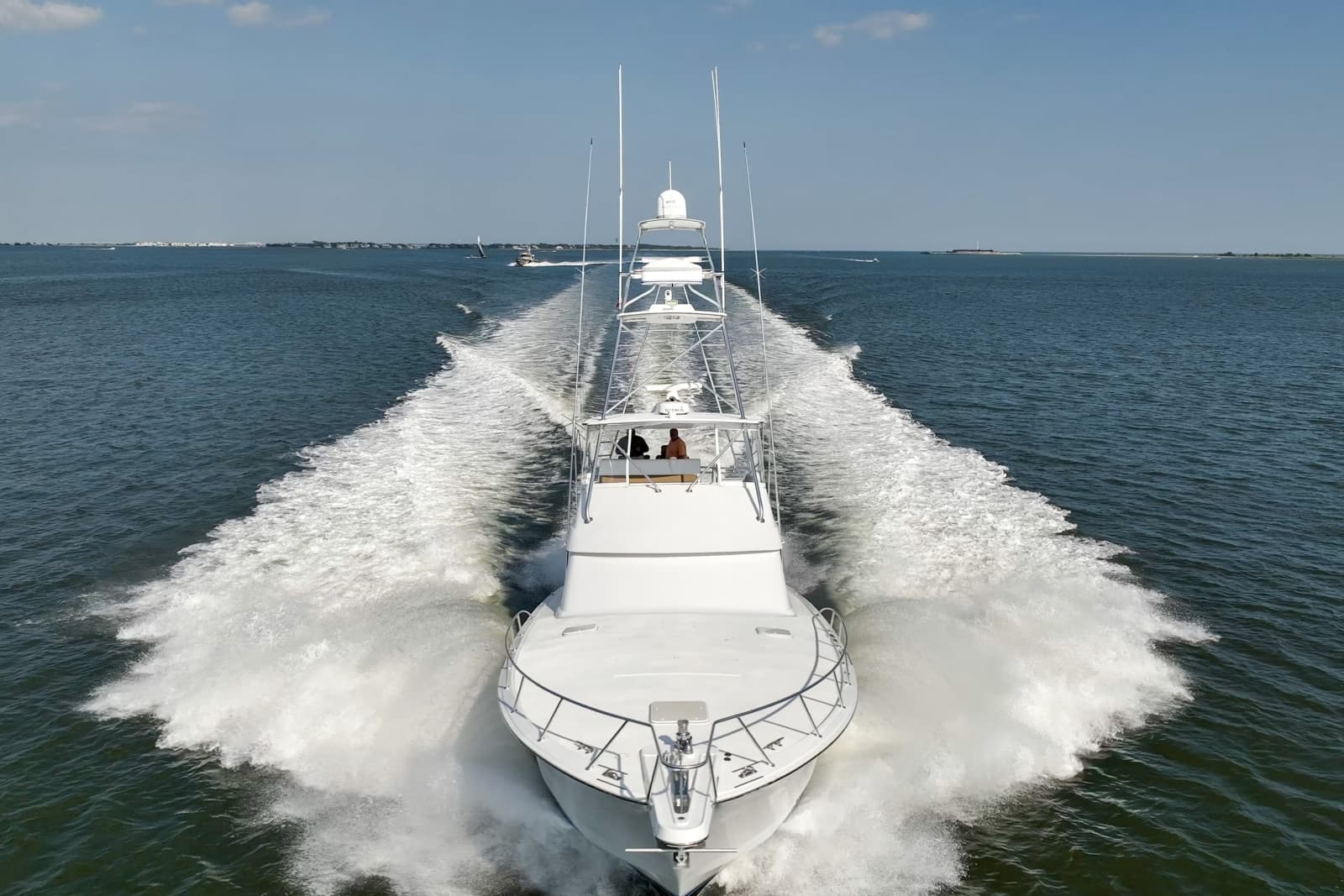 2002 Hatteras 60 Convertible - Photo 45