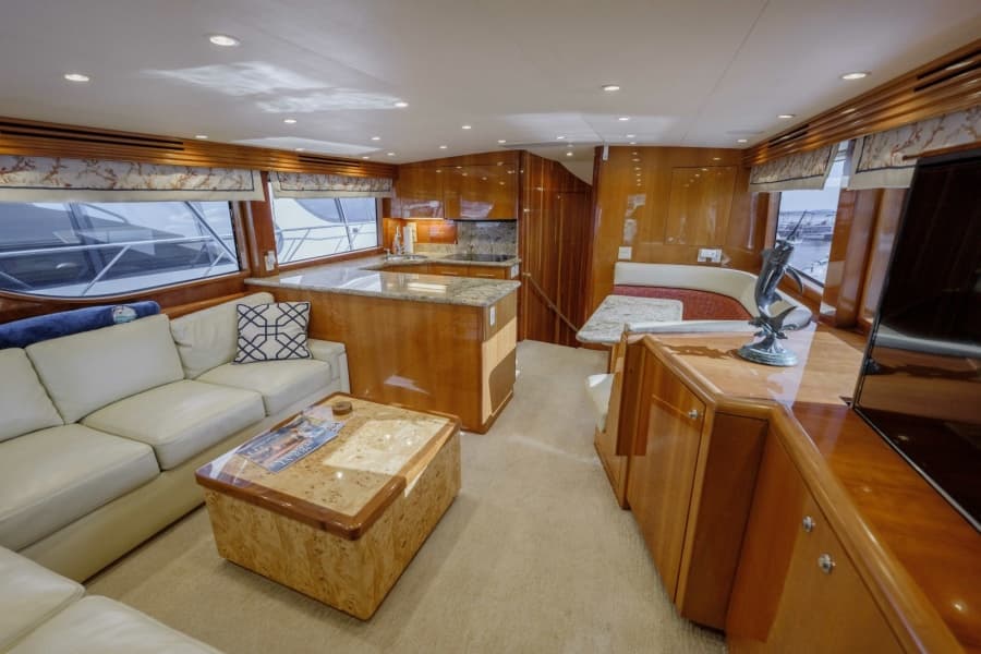2002 Hatteras 60 Convertible - Photo 5