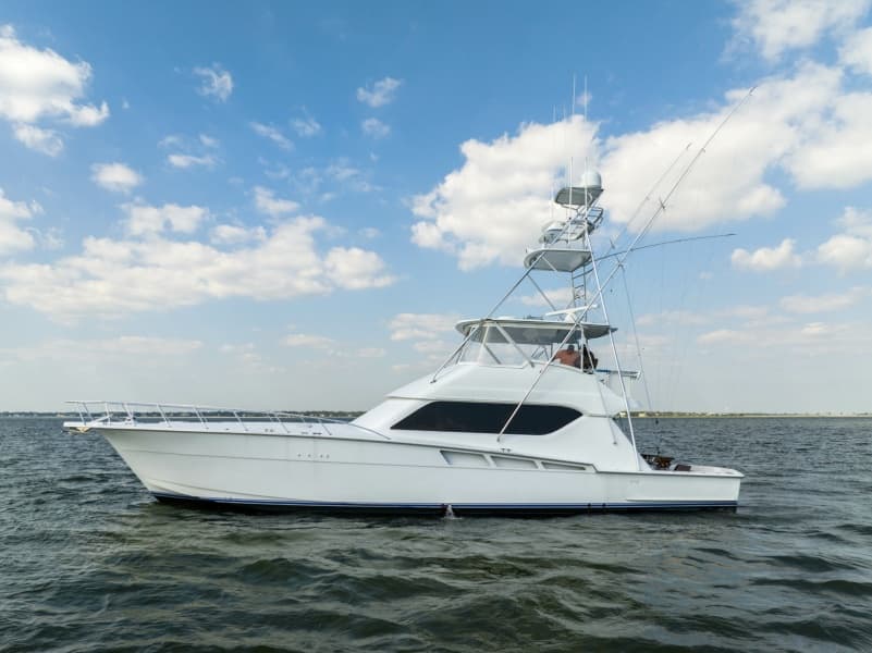 2002 Hatteras 60 Convertible - Photo 3