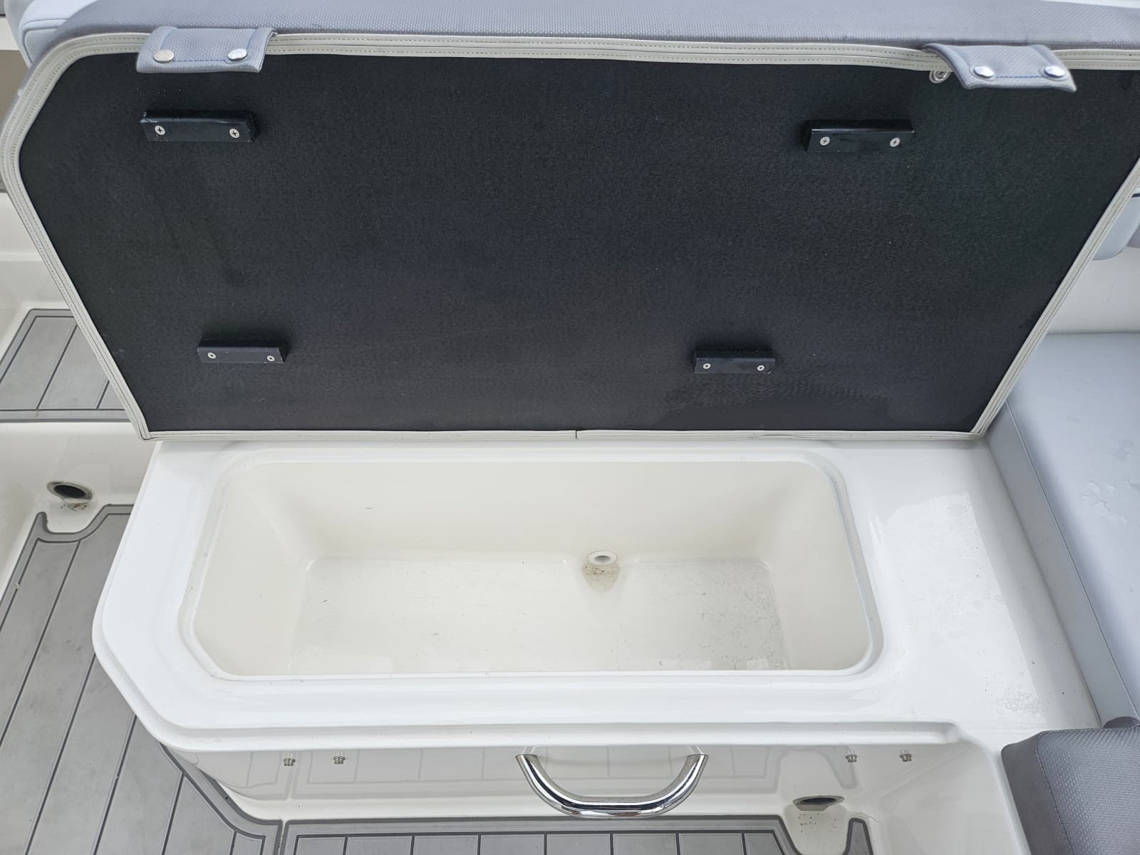 2024 Bayliner VR6 Bowrider OB - Photo 14