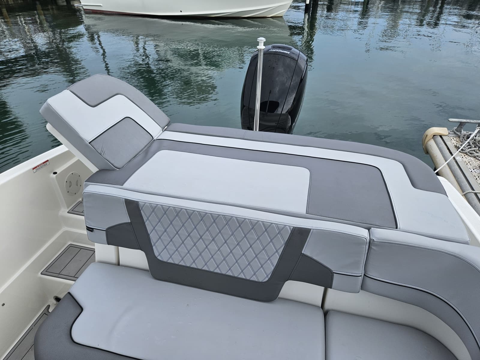 2024 Bayliner VR6 Bowrider OB - Photo 15