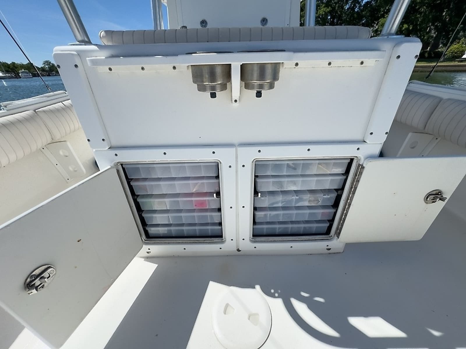 2006 Regulator 29 Forward Seating - Photo 14