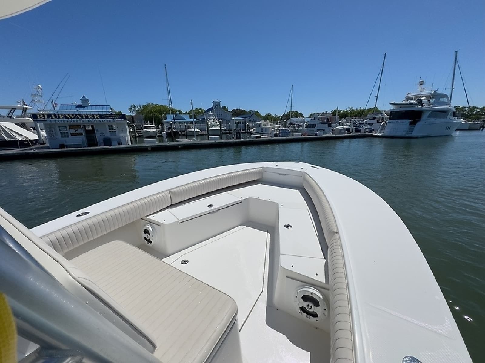 2006 Regulator 29 Forward Seating - Photo 5