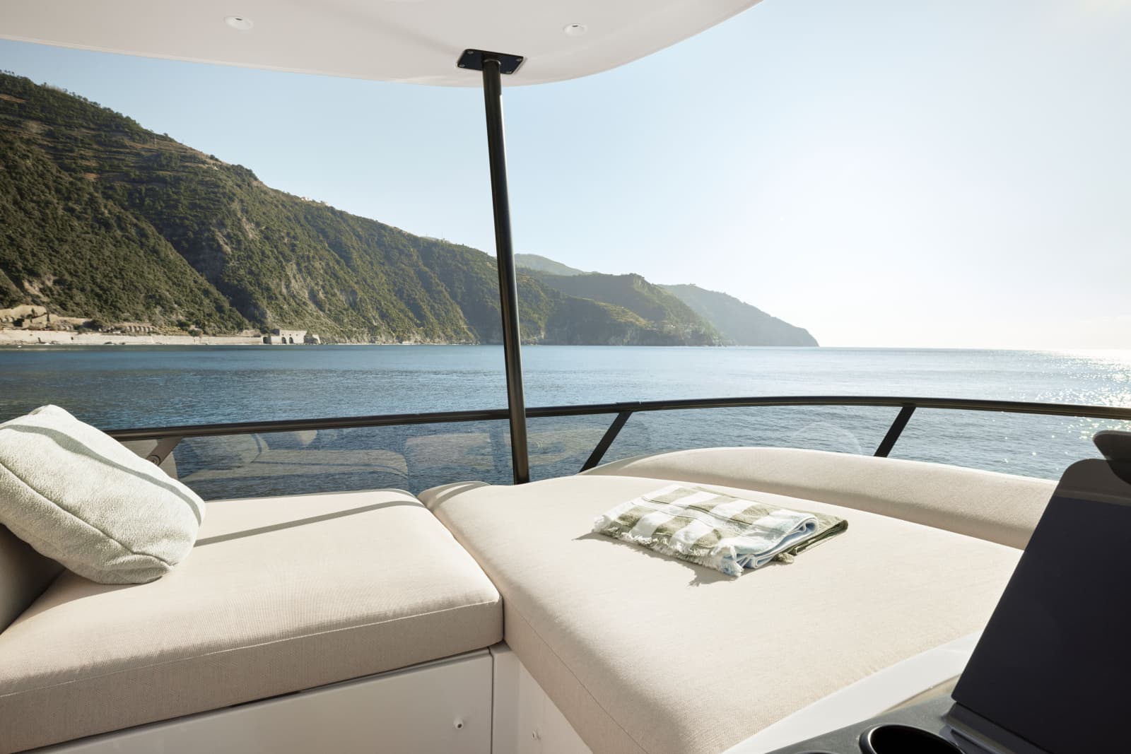 2026 Azimut 62 FLY - Photo 38