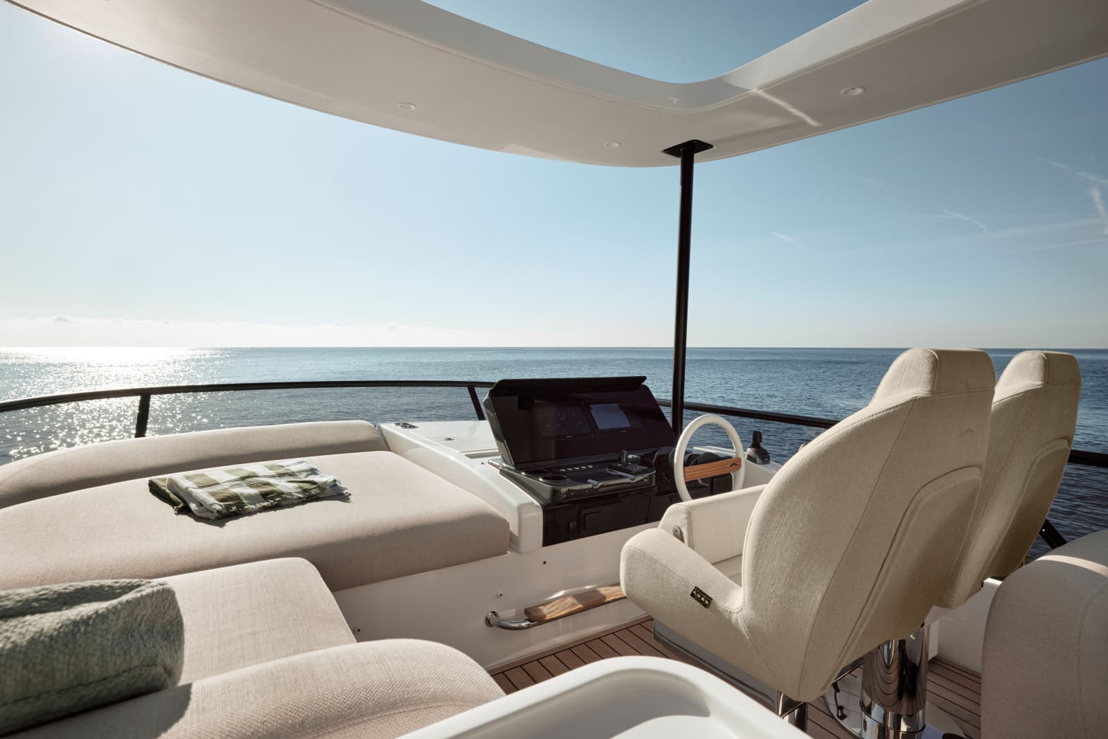 2026 Azimut 62 FLY - Photo 37