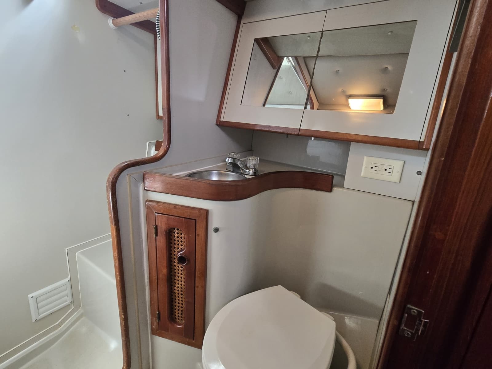 1990 Endeavour  - Photo 89