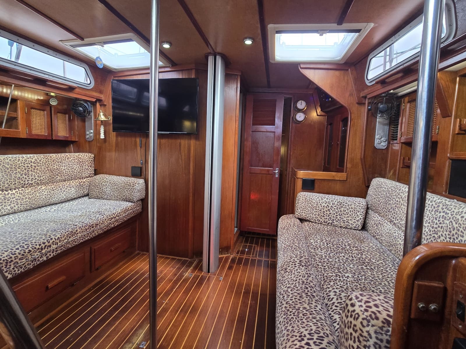 1990 Endeavour  - Photo 33