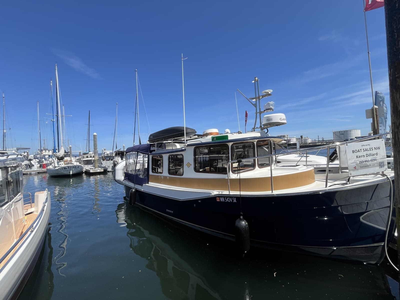 2017 Ranger Tugs R27 Northwest Edition - Photo 5