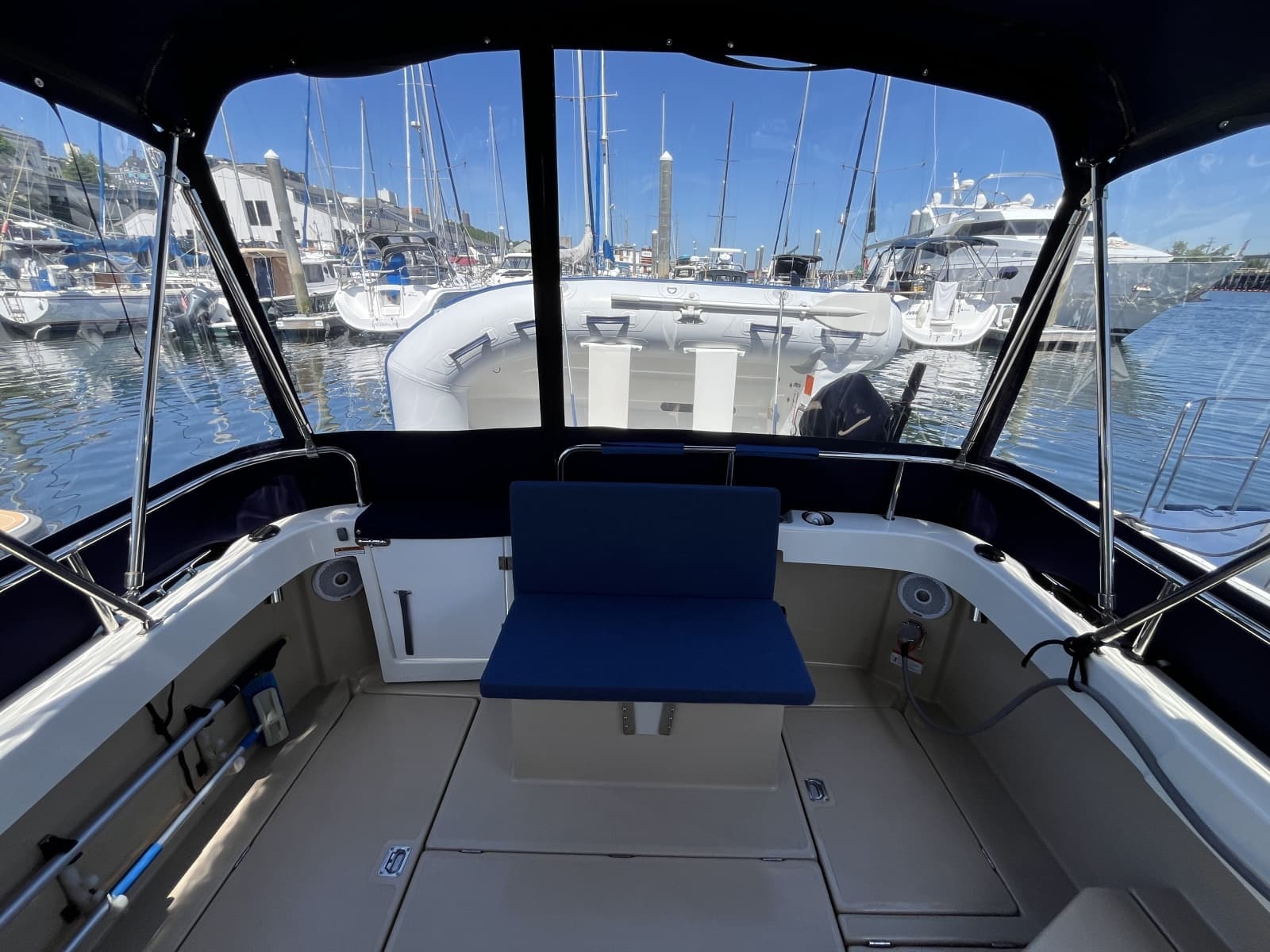 2017 Ranger Tugs R27 Northwest Edition - Photo 6