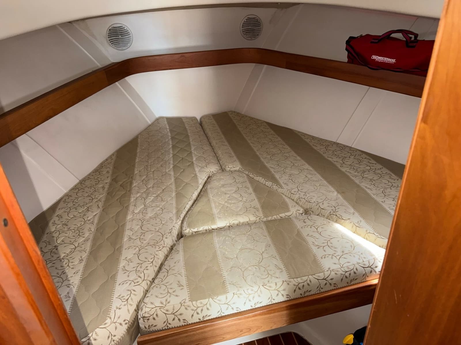 2003 Mainship 34' Pilot - Photo 21