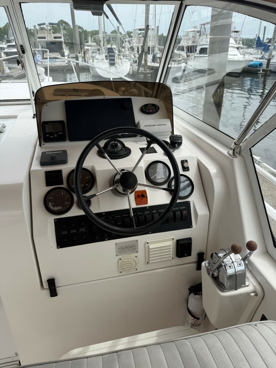 2003 Mainship 34' Pilot - Photo 6