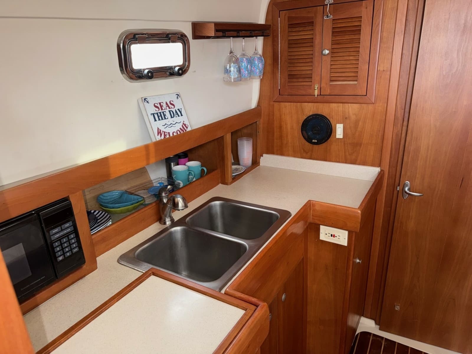 2003 Mainship 34' Pilot - Photo 20
