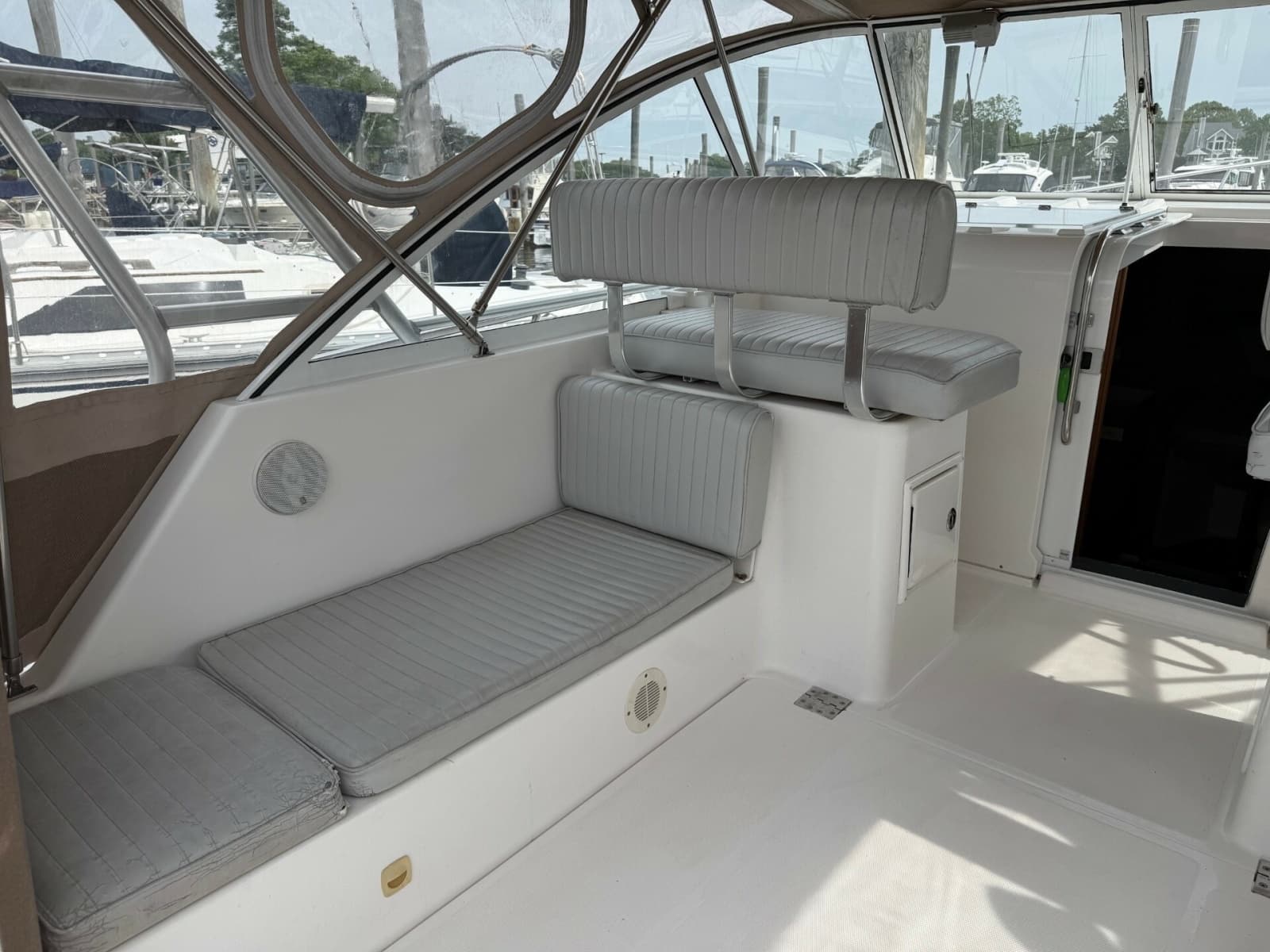 2003 Mainship 34' Pilot - Photo 11
