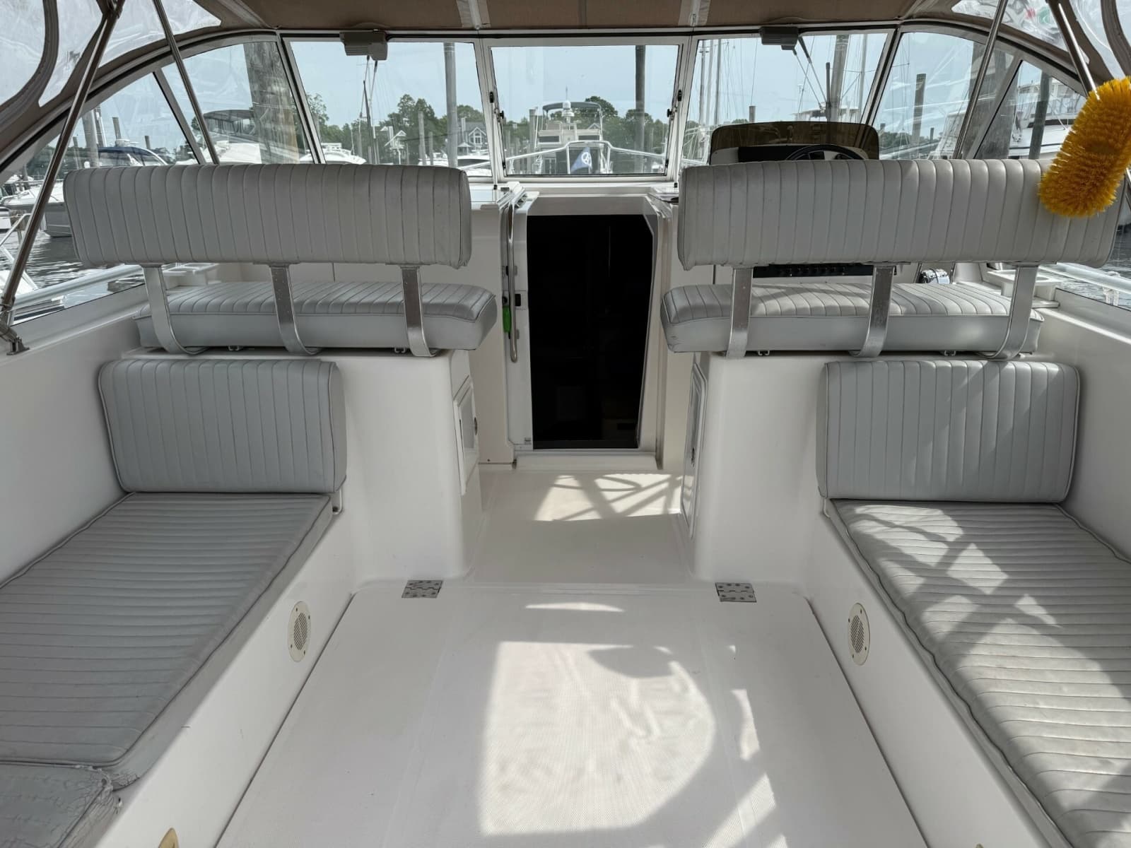 2003 Mainship 34' Pilot - Photo 9