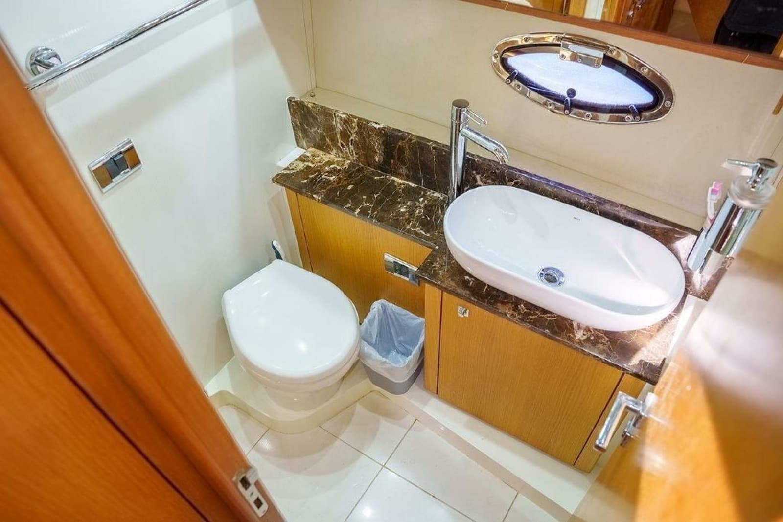 2013 Sunseeker  - Photo 32