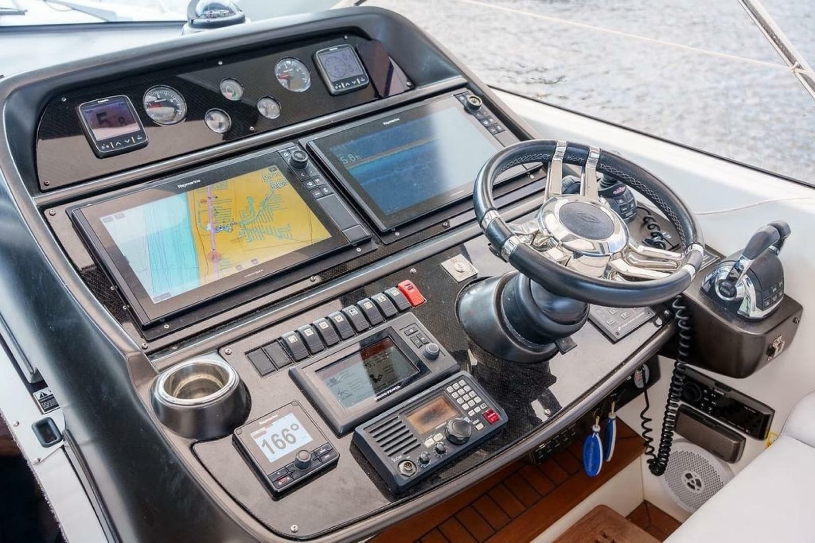 2013 Sunseeker  - Photo 37