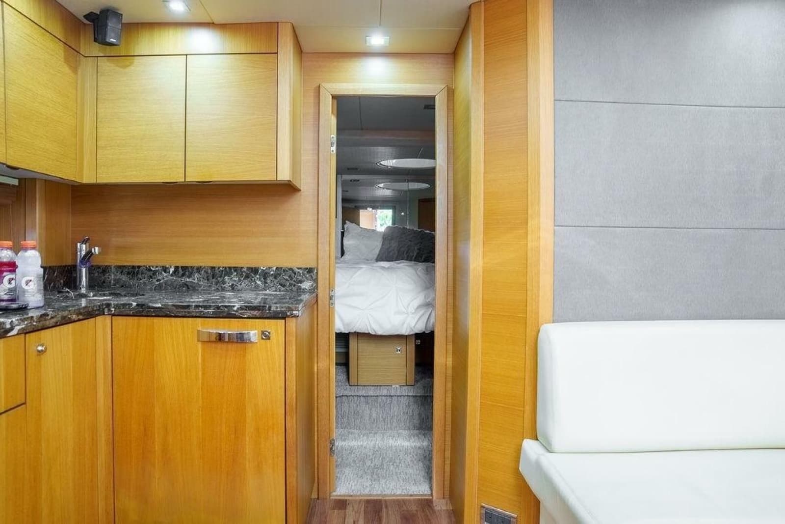 2013 Sunseeker  - Photo 51
